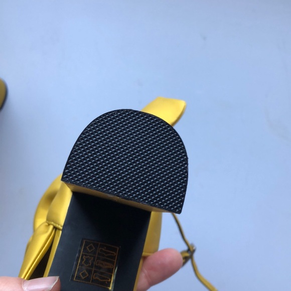 SOLD- NEW Jeffrey Campbell x Free People heels - Picture 6 of 14